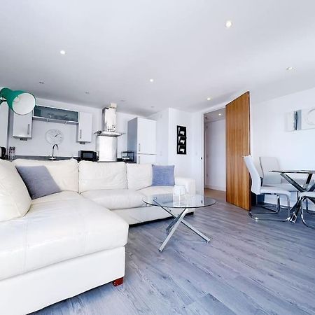 Stylish Seaview One-Bedroom Apt Swansea Dış mekan fotoğraf