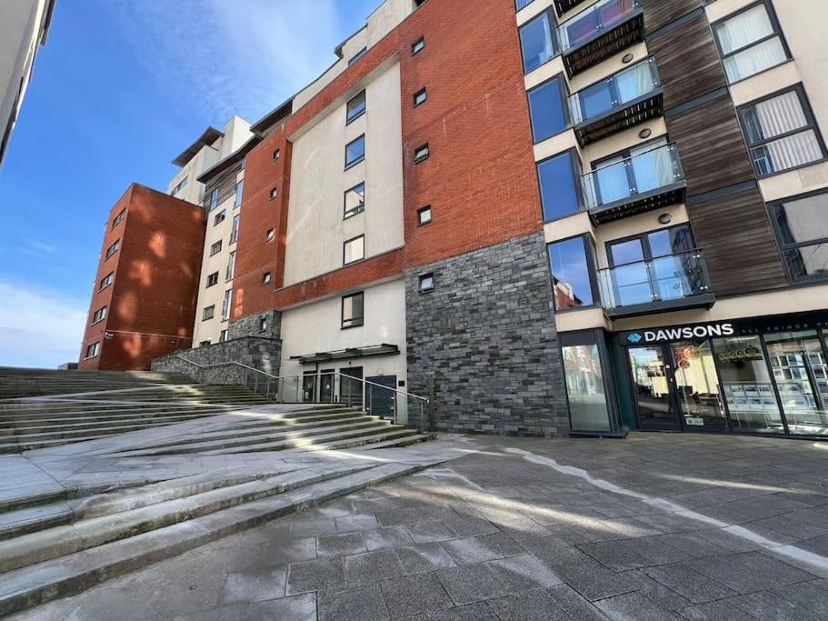 Stylish Seaview One-Bedroom Apt Swansea Dış mekan fotoğraf